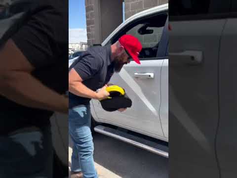 Model 6450RC: Ultra Heavy-Duty Waterproof 200 PSI Air Compressor (100% Duty Cycle) 12-Volt